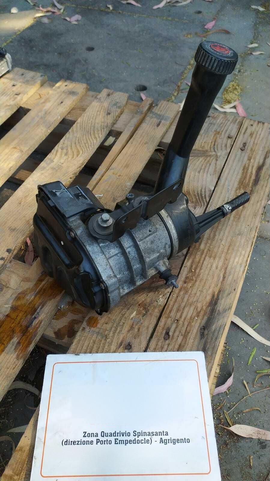 pompa servosterzo idroguida elettrica - Immagine 1 di 4