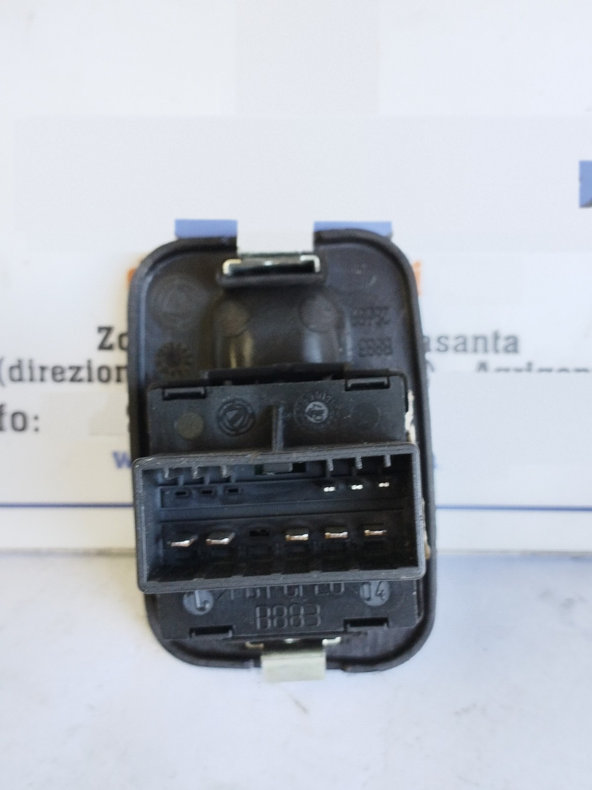 Miniatura 12