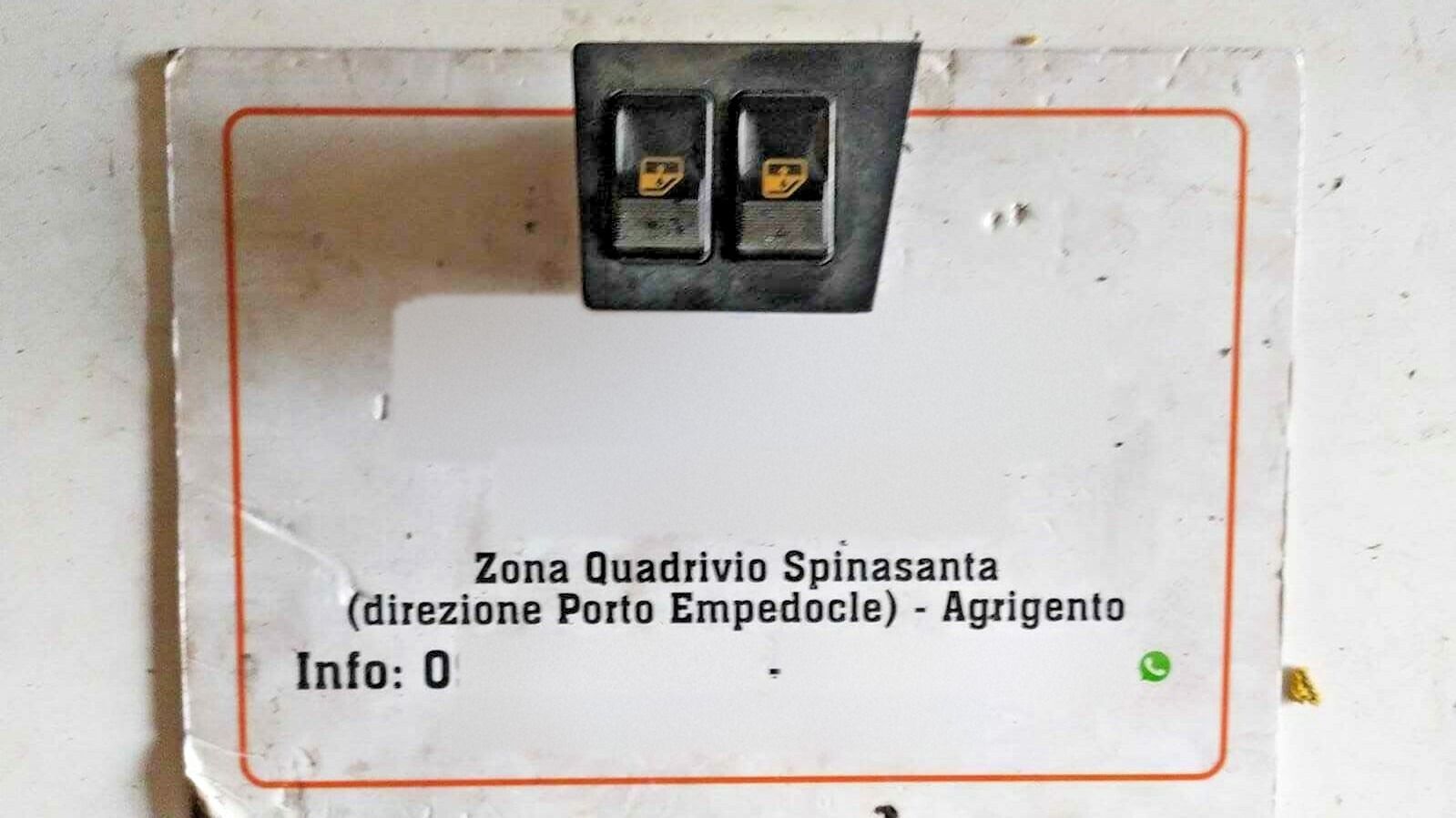 Interruttore alzacristalli porta ant. Sinistro - Immagine 1 di 3