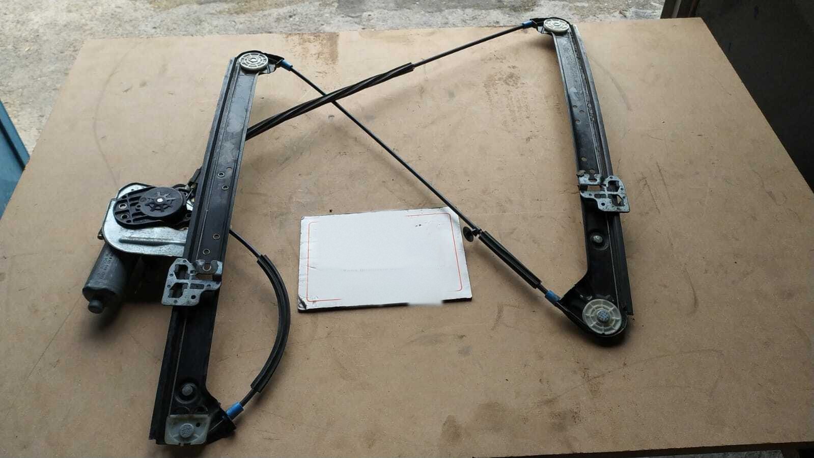 Motorino alzacristallo porta ant. Sinistro - Immagine 1 di 4