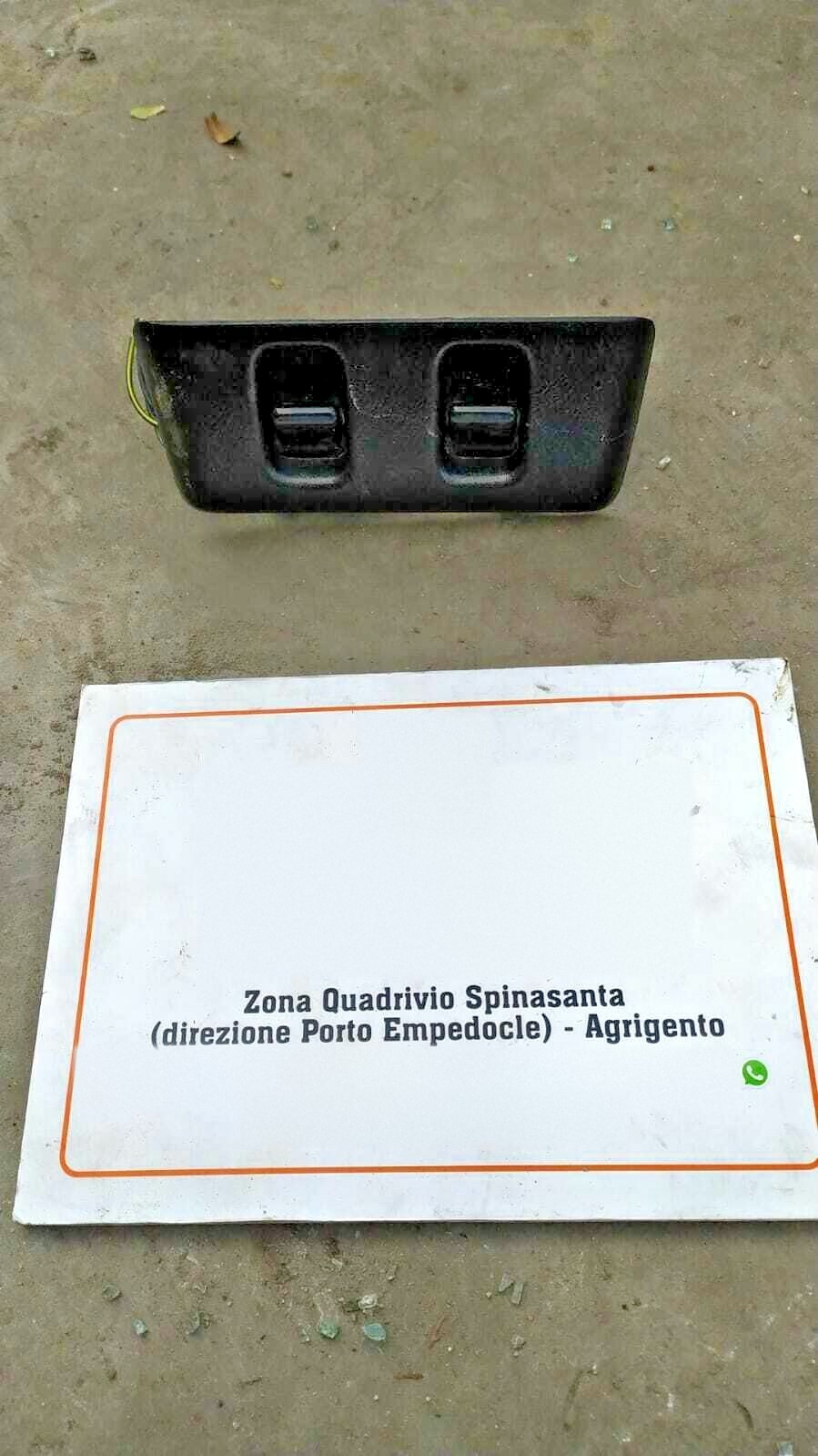 blocco comando alzacristalli - Immagine 1 di 3