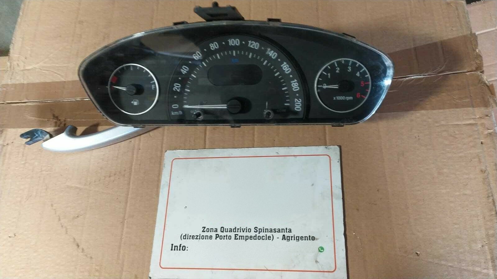 Quadro strumenti compl. - Immagine 1 di 3