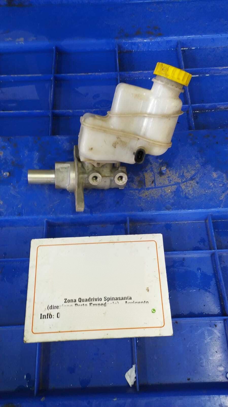 Pompa Comando Freni Fiat IDEA (2S) (10/03>12/10<) 0204Y24147 0204Y24147 Usato