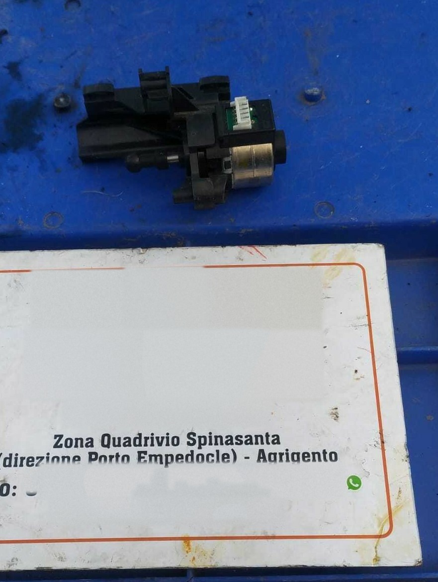 motorino regolazione fanale anteriore - Immagine 1 di 4