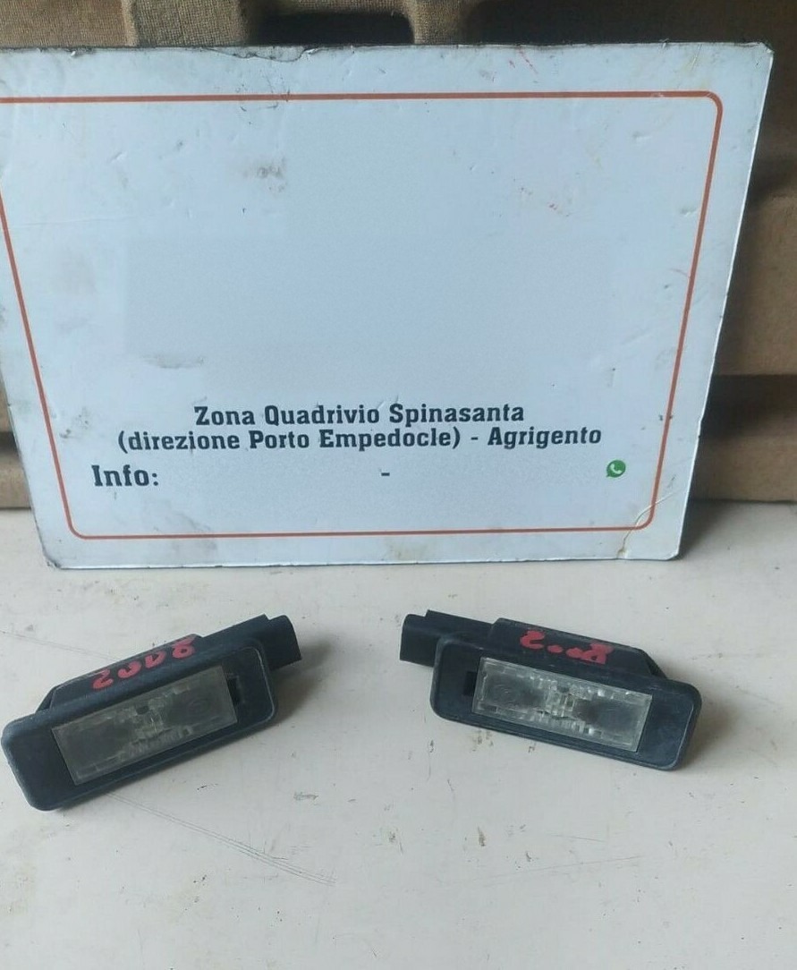 coppia luce targa posteriore - Immagine 1 di 4