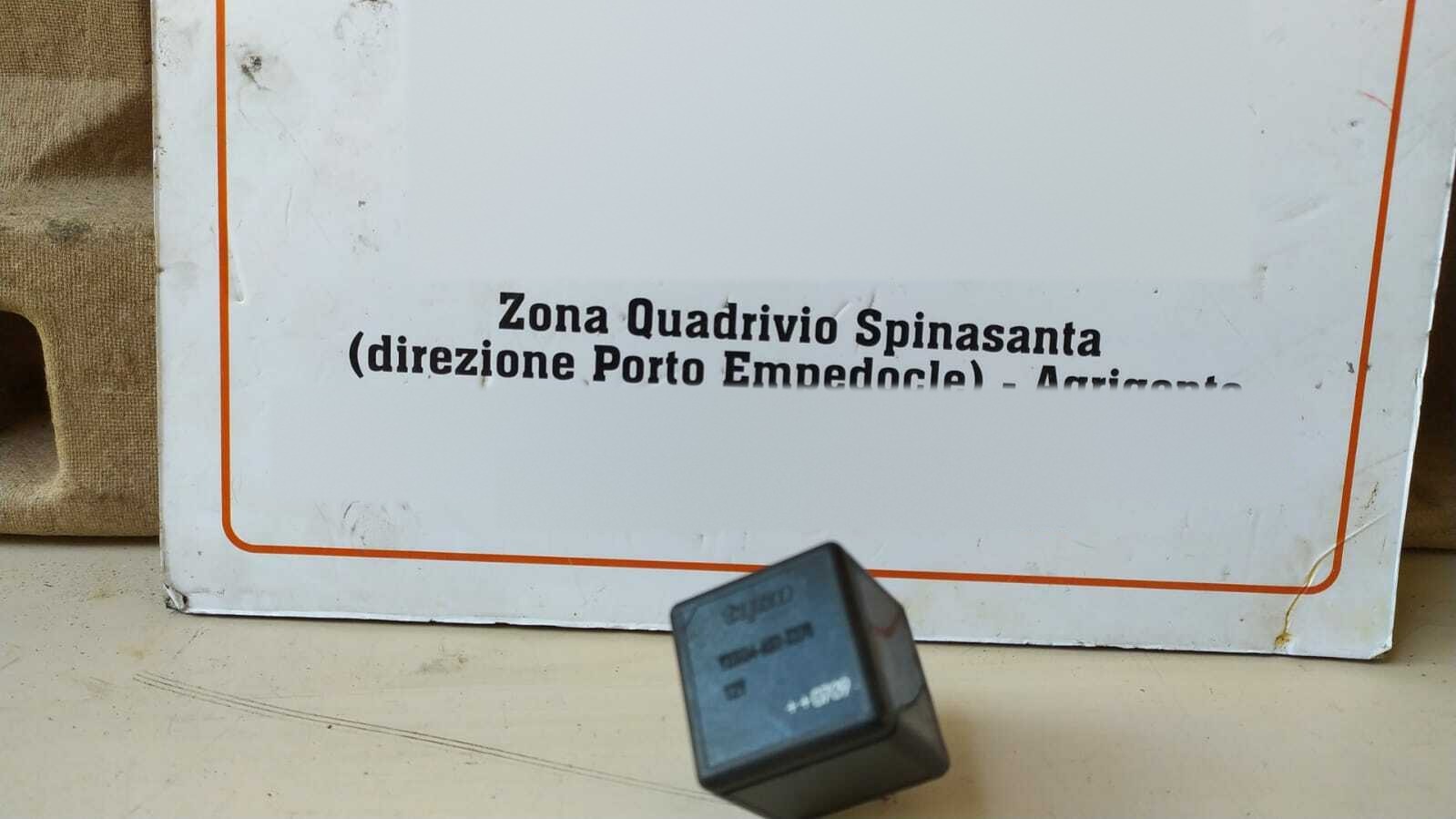 rele' centralina - Immagine 1 di 3