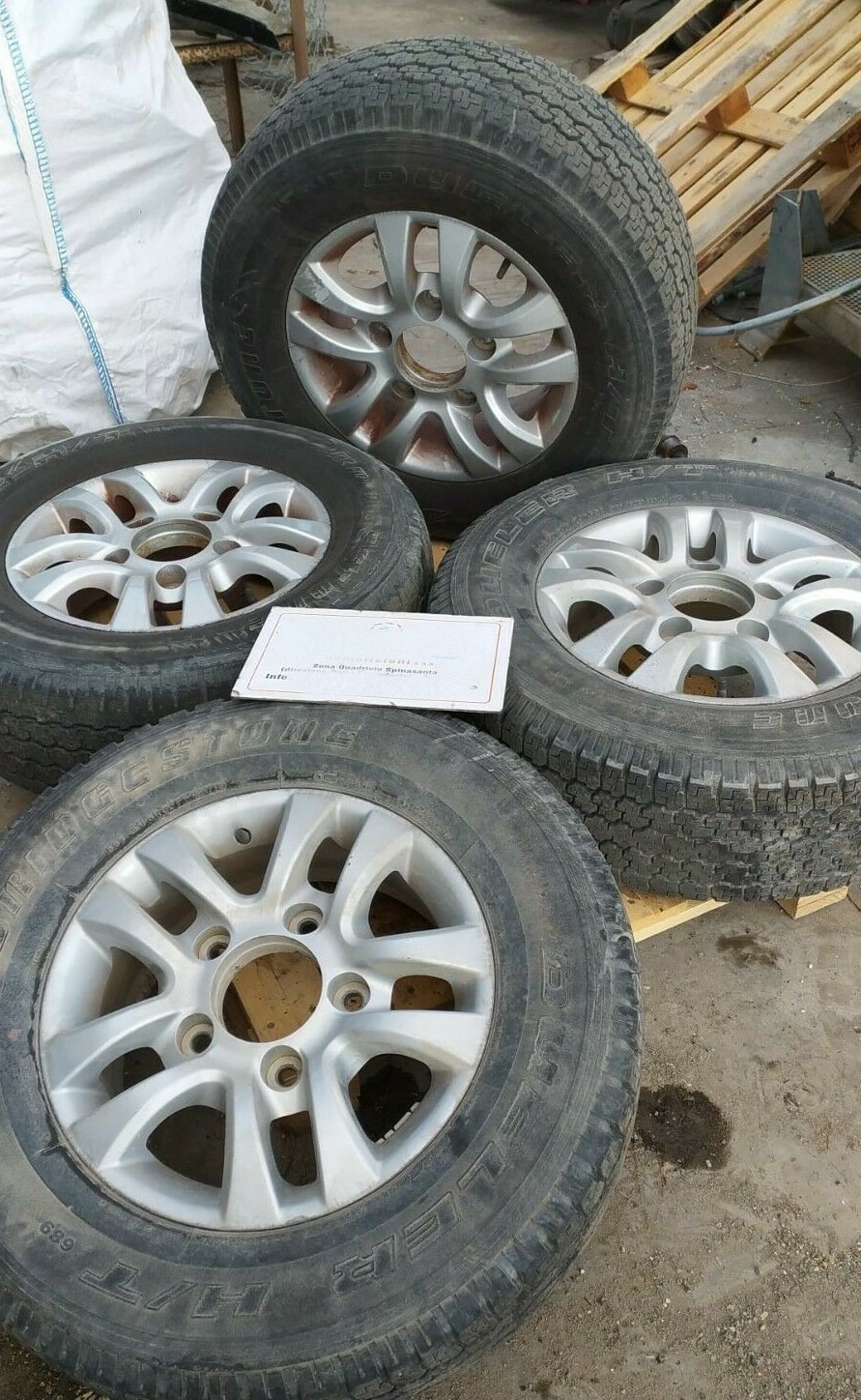 set 4 cerchi in lega cerchio in lega raggio 16 r16 no gomme - Immagine 1 di 8