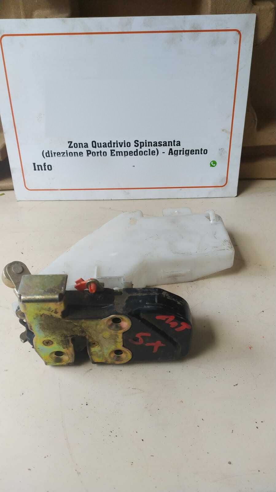 Serratura porta ant. Sinistro - Immagine 1 di 3