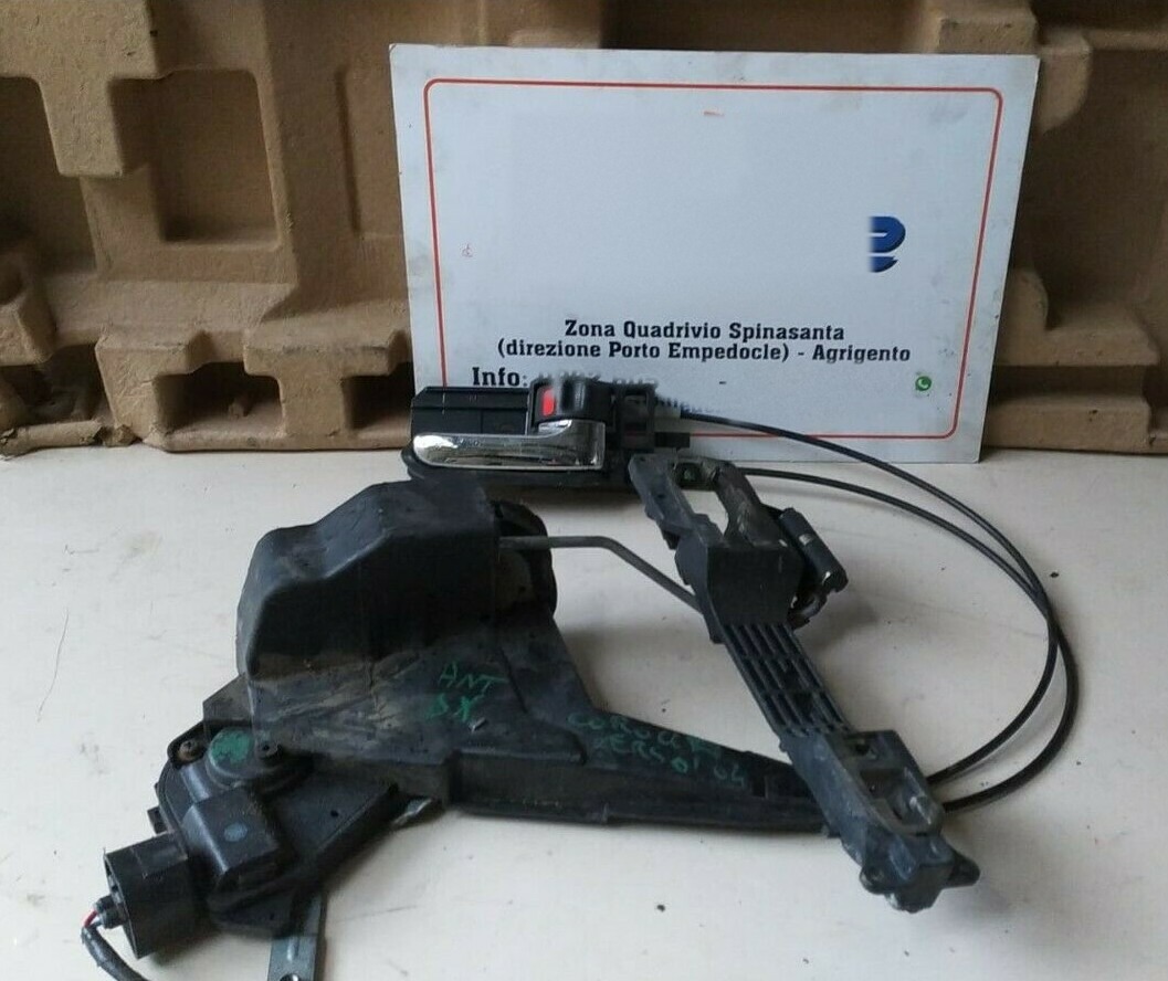 serratura porta maniglia interna anteriore destro - Immagine 1 di 4