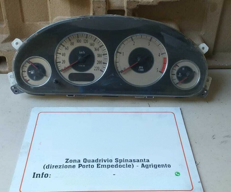 Quadro strumenti compl. - Immagine 1 di 4