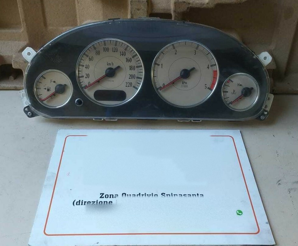 Quadro strumenti compl. - Immagine 1 di 4