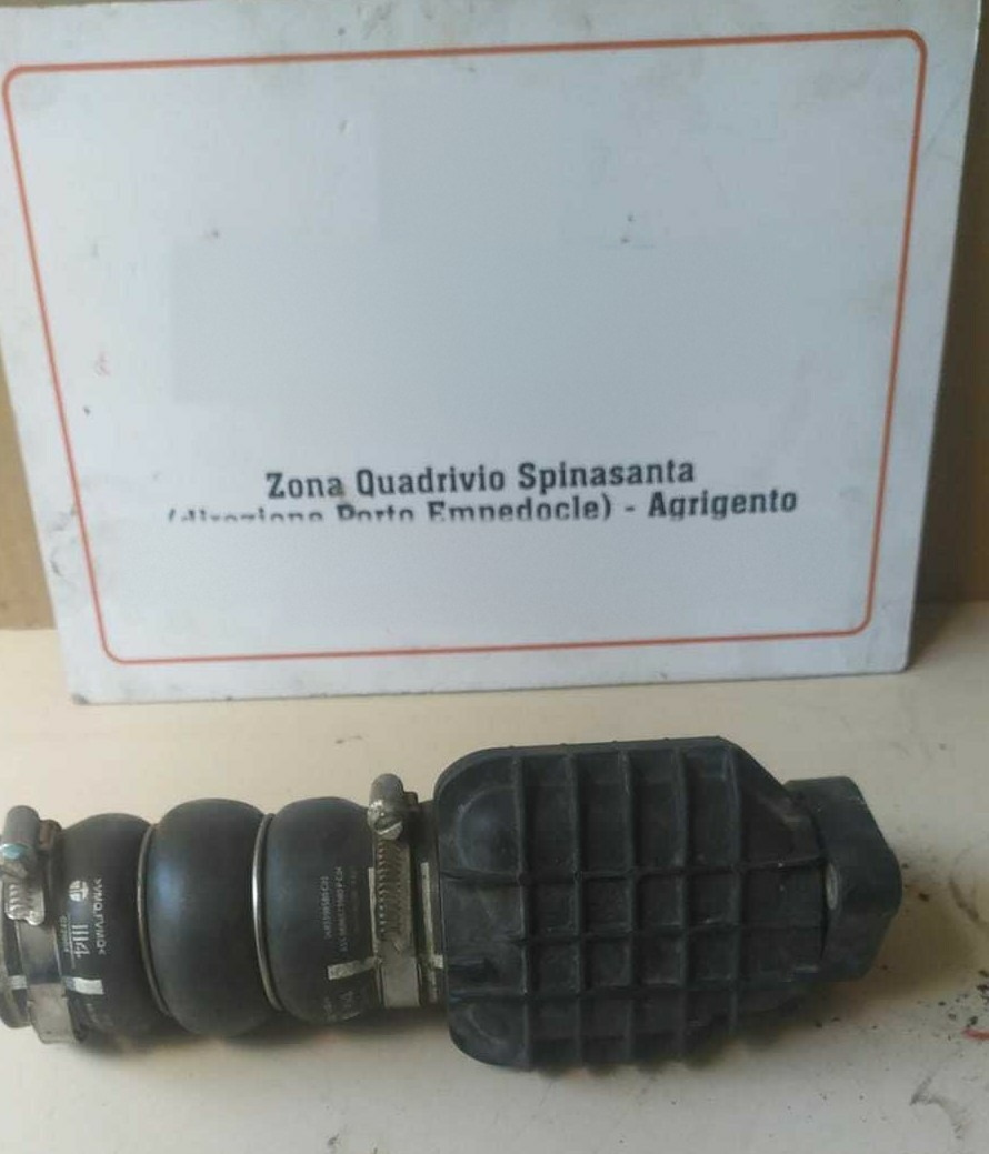 Manicotto Lat. Scambiatore Aria/aria Peugeot 2008 (03/13>05/16<) Usato