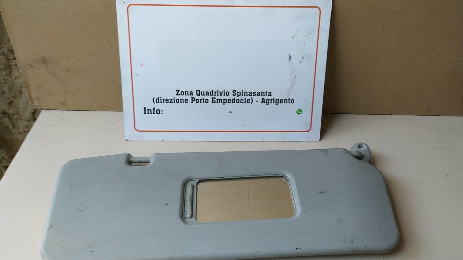 aletta parasole parabrezza destro - Immagine 1 di 3