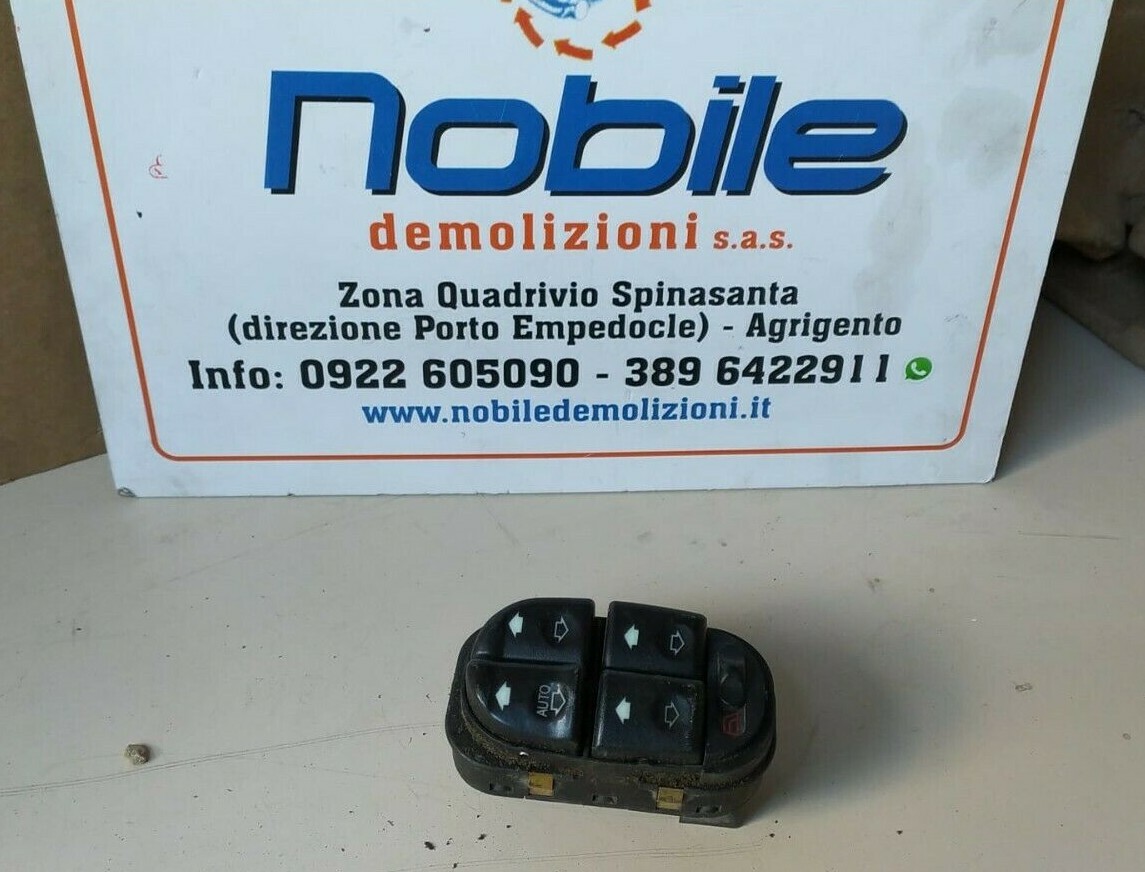 Interruttore Alzacristalli Porta Ant. Sinistro (Ford) 03161700 Usato