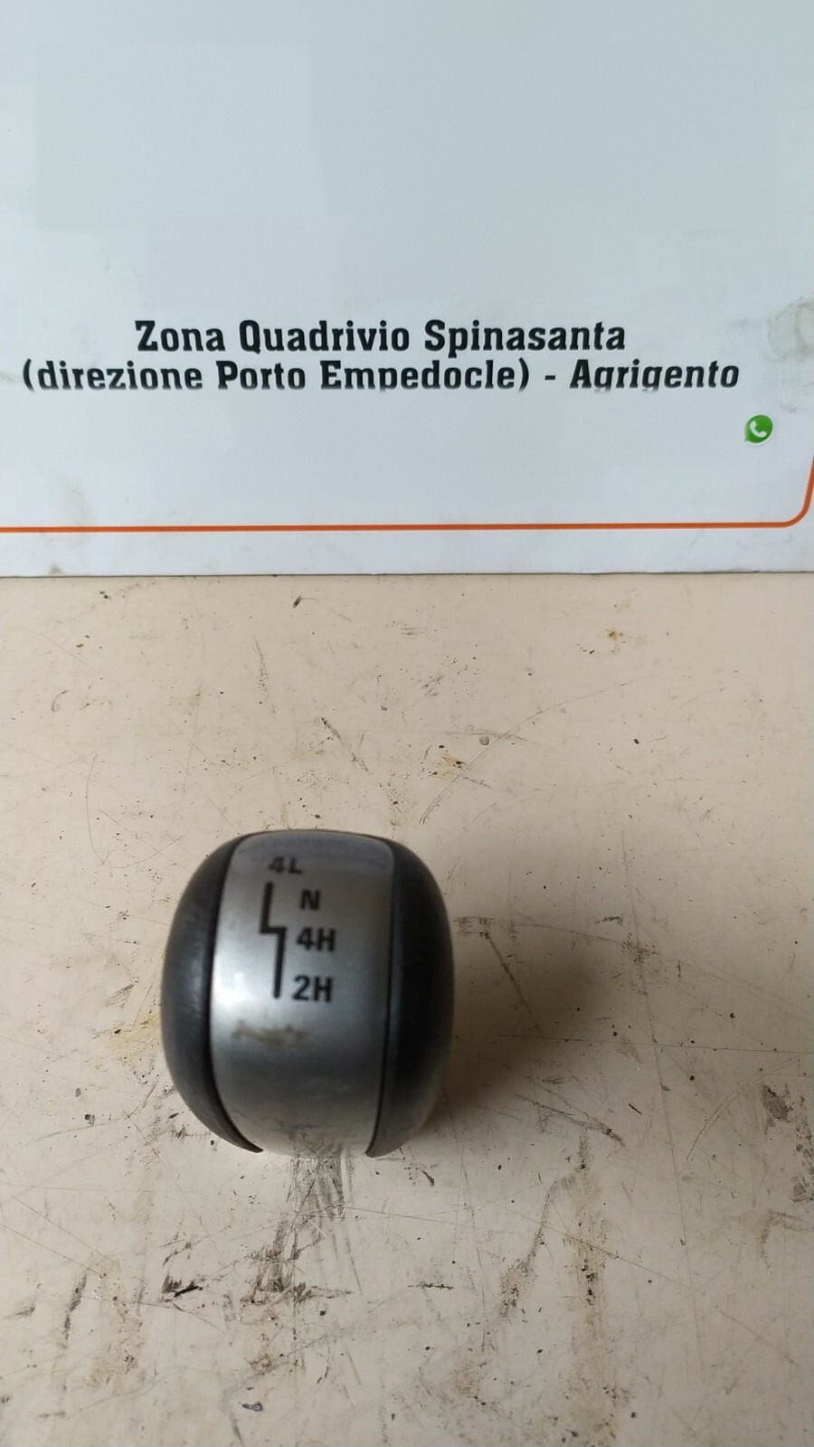 Pomello leva cambio - Immagine 1 di 3
