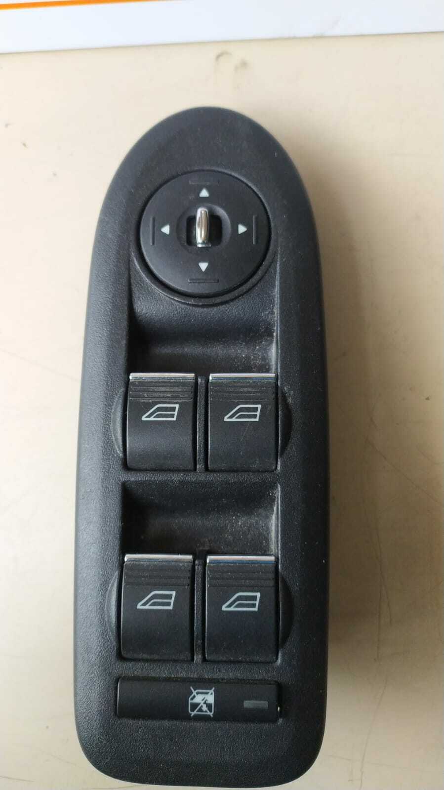 Miniatura 11