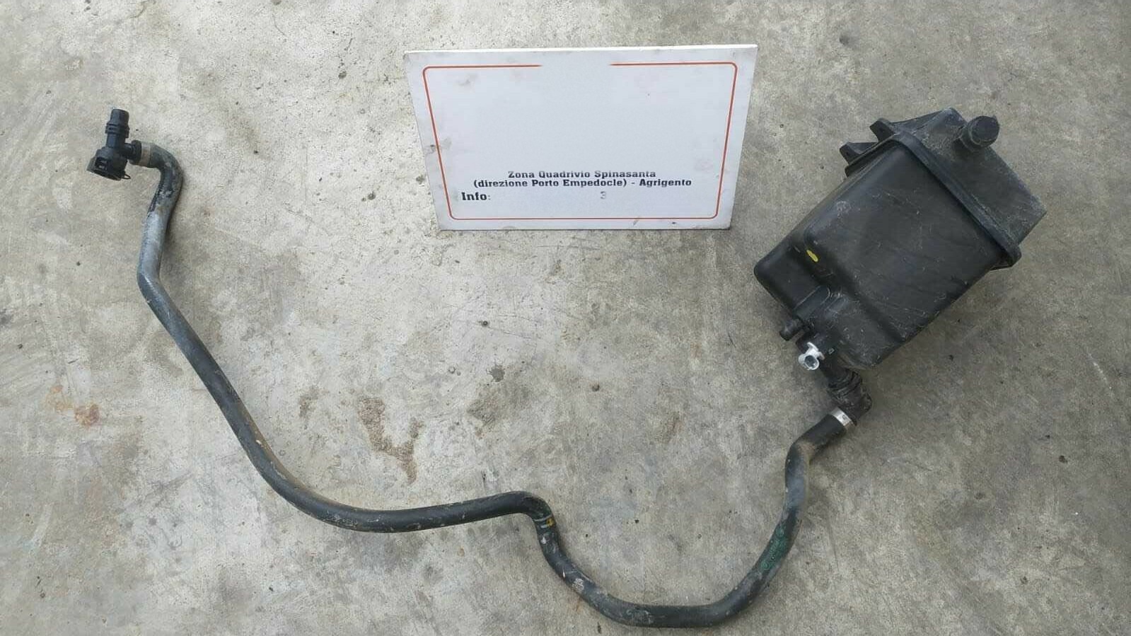 vaschetta compensazione radiatore - Immagine 1 di 4