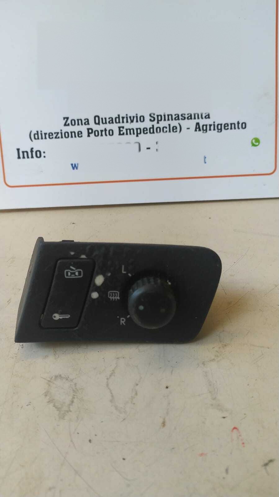 interruttore comando riscaldamento specchietti blocco porte - Immagine 1 di 3