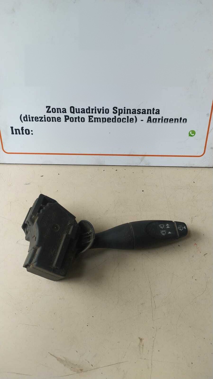 Blocco comandi tergicristalli - Immagine 1 di 3