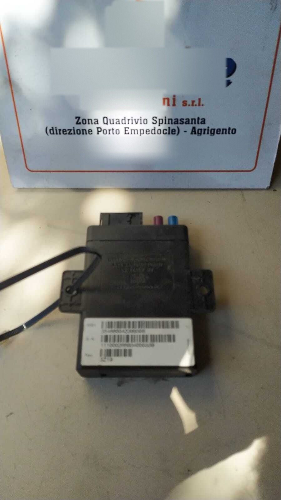 centralina localizzatore satellitare + sim - Immagine 1 di 4