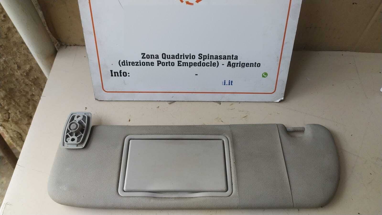 Aletta parasole parabrezza Sinistro - Immagine 1 di 3