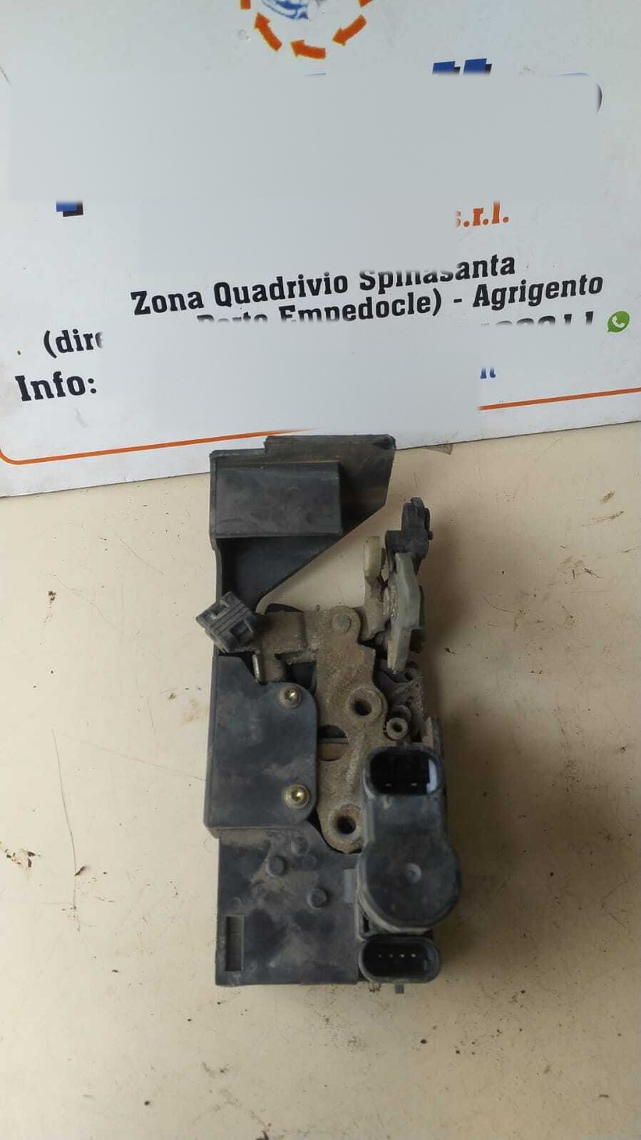 Serratura porta post. Sinistro - Immagine 1 di 3