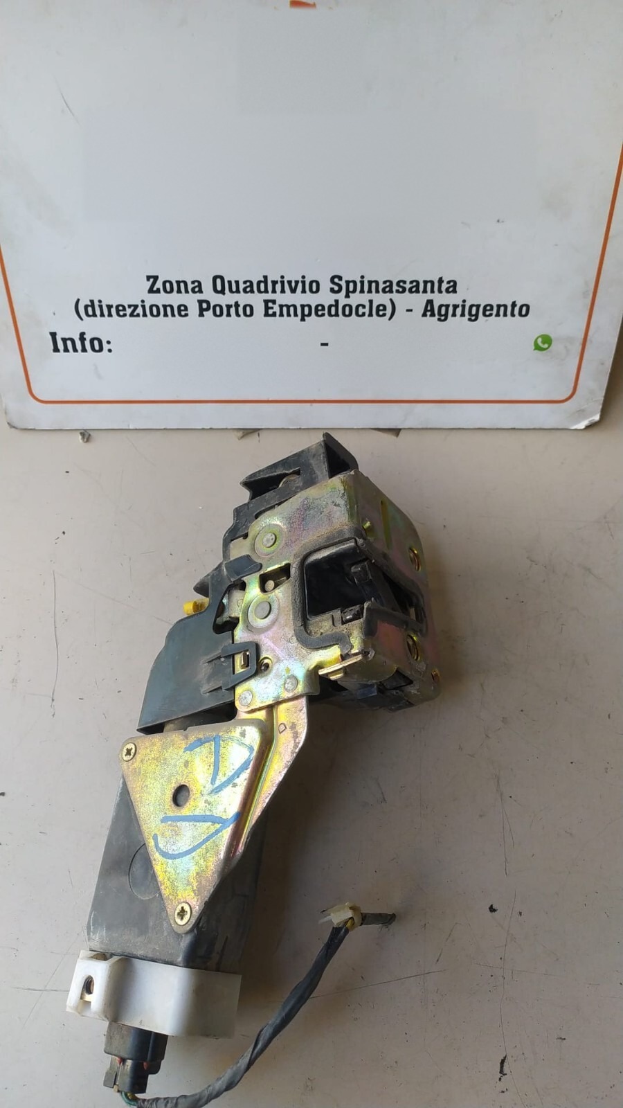 Serratura porta ant. Destro - Immagine 1 di 3
