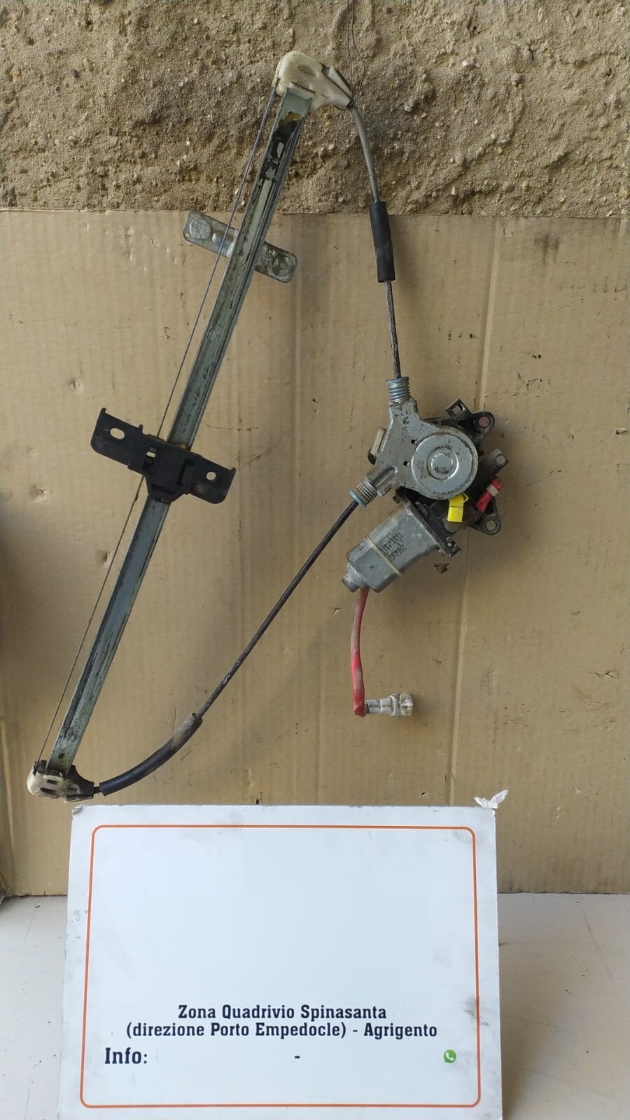 Motorino alzacristallo porta post. Destro - Immagine 1 di 3