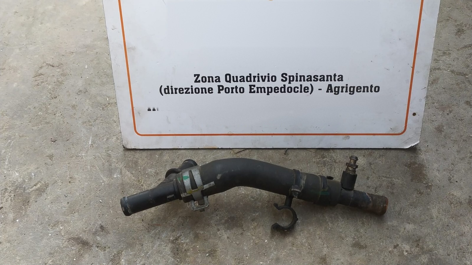 tubo manicotto acqua radiatore - Immagine 1 di 5
