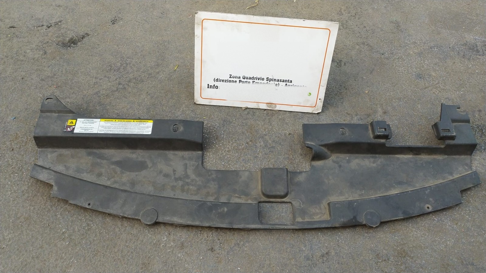 batticofano rivestimento interno anteriore - Immagine 1 di 3