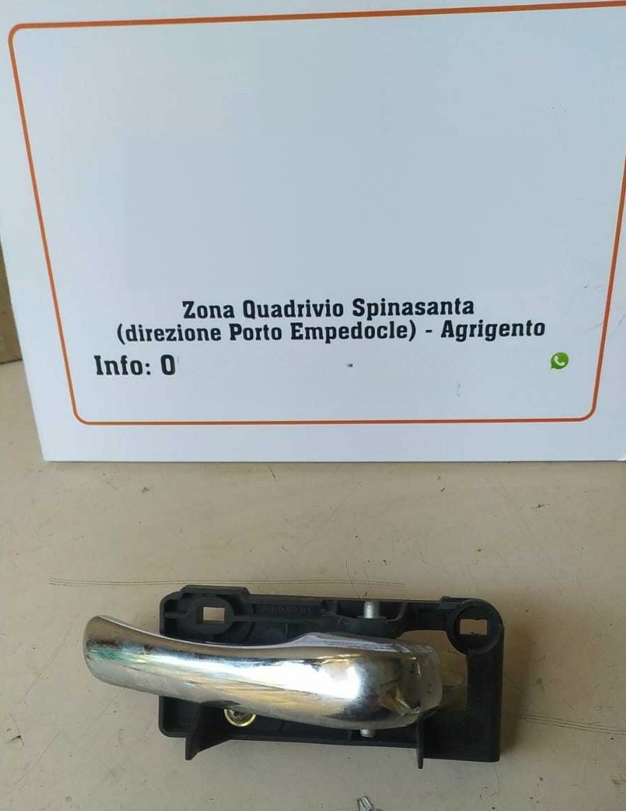 maniglia interna porta anteriore posteriore destro - Immagine 1 di 2