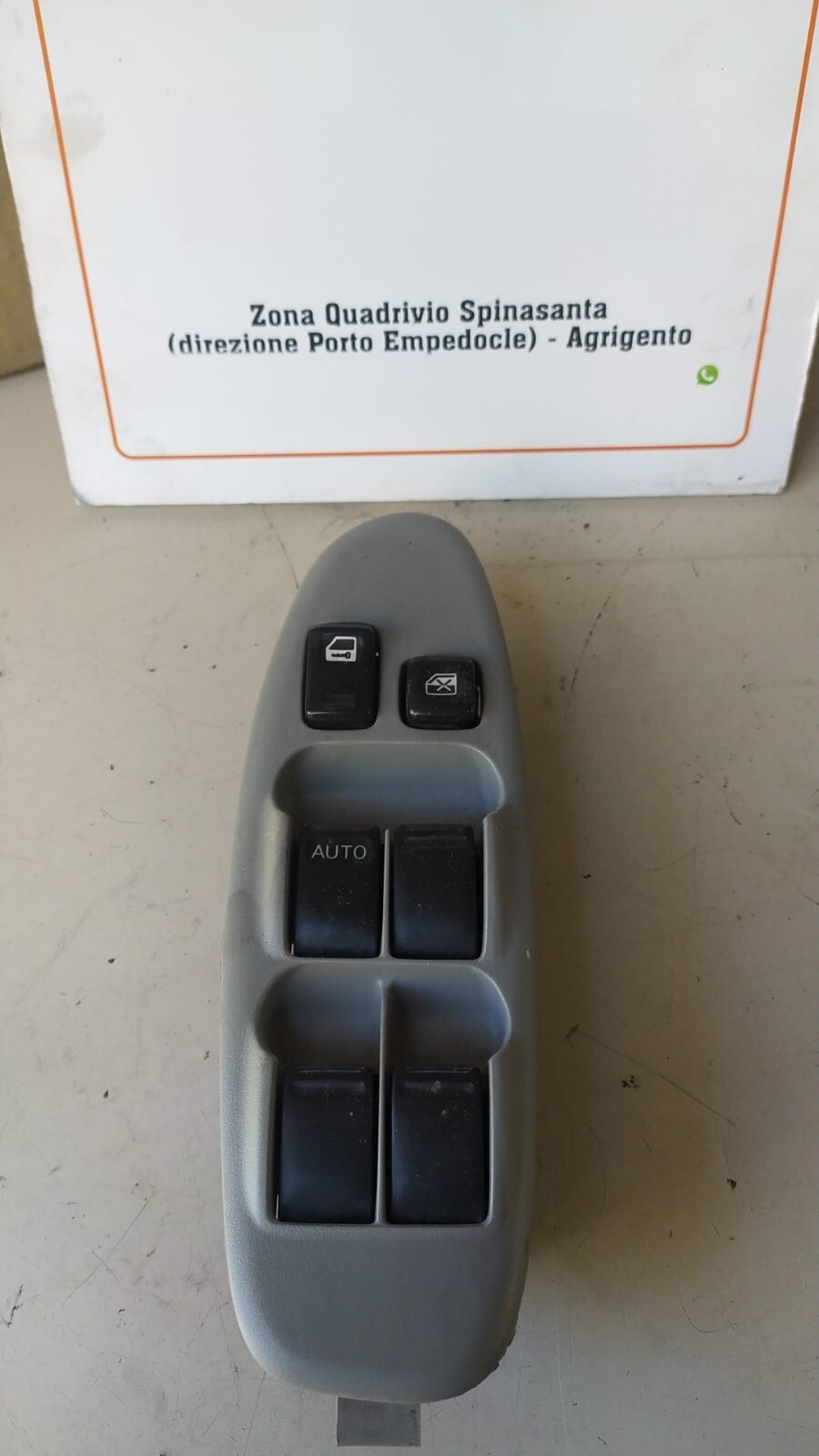 Interruttore alzacristalli porta ant. Sinistro - Immagine 1 di 5