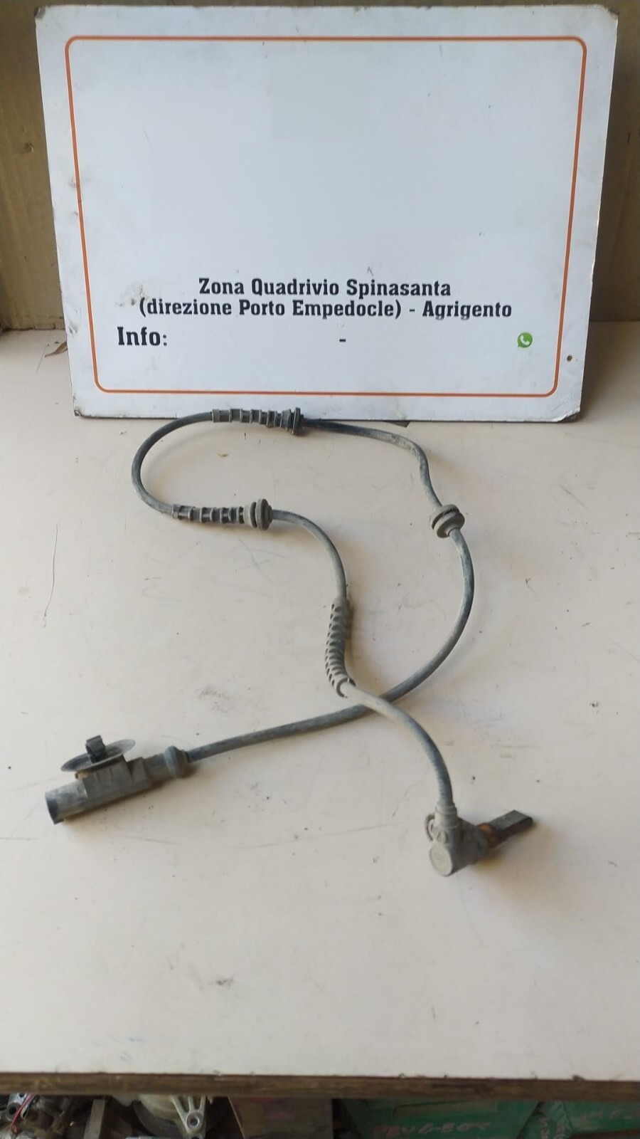 sensore accelerazione abs anteriore sinistro - Immagine 1 di 2