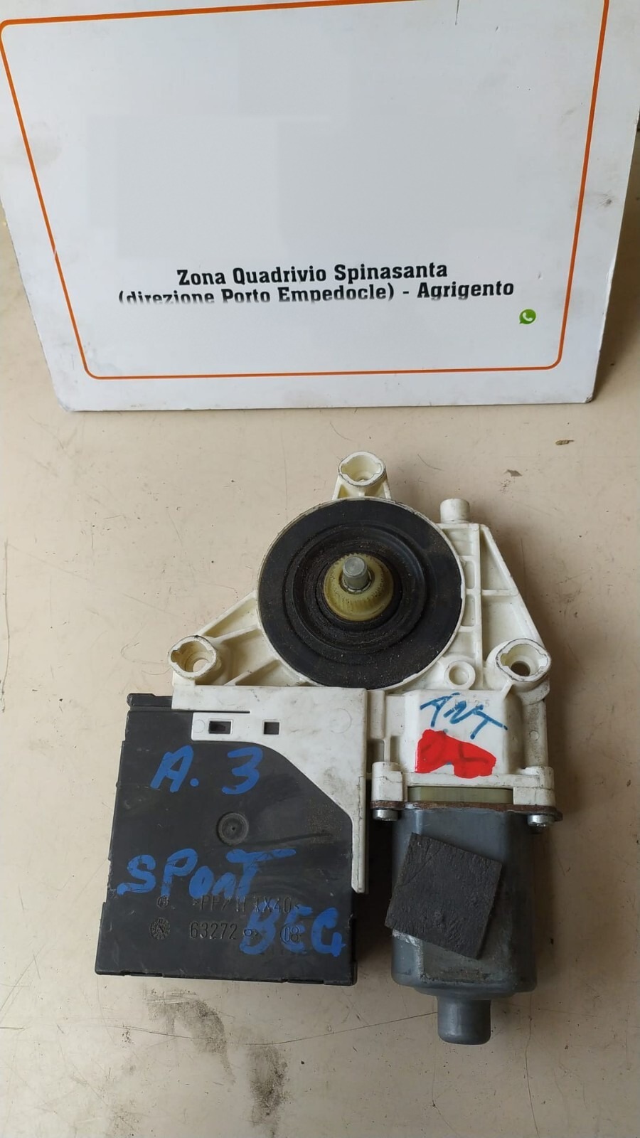 Motorino alzacristallo porta ant. Sinistro - Immagine 1 di 3