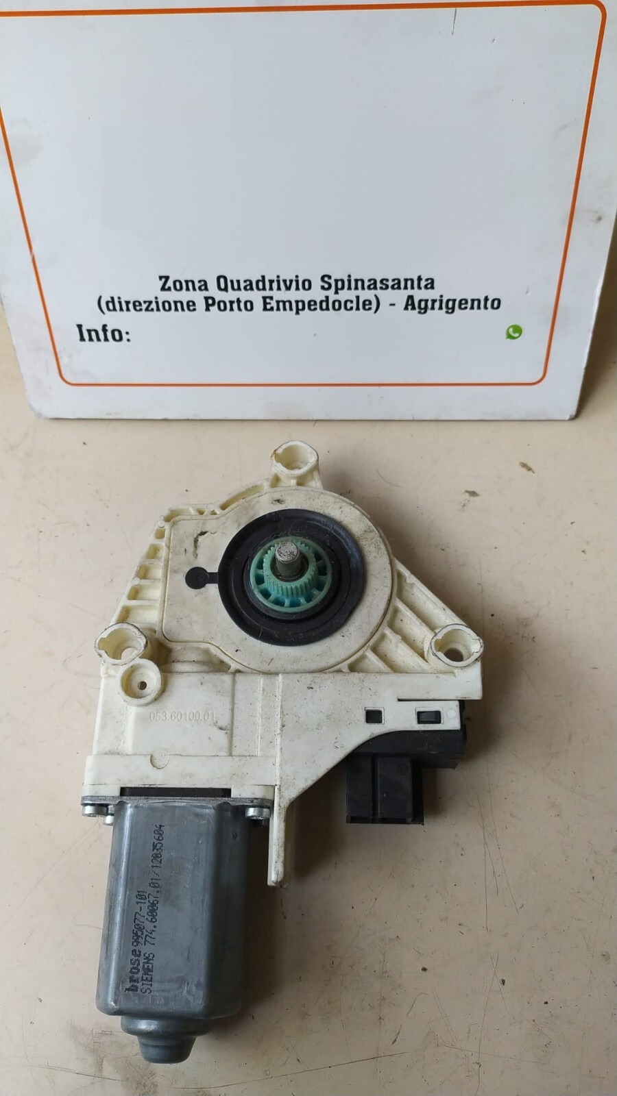 Motorino alzacristallo porta ant. Destro - Immagine 1 di 3