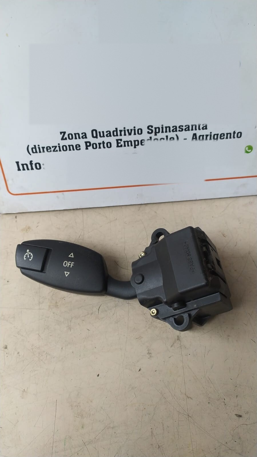 Blocco comandi regolatore velocità Sinistro - Immagine 1 di 4