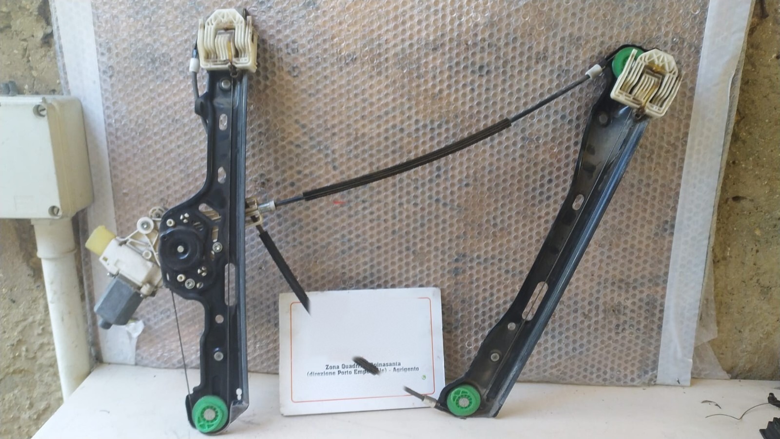Motorino alzacristallo porta ant. Sinistro - Immagine 1 di 6