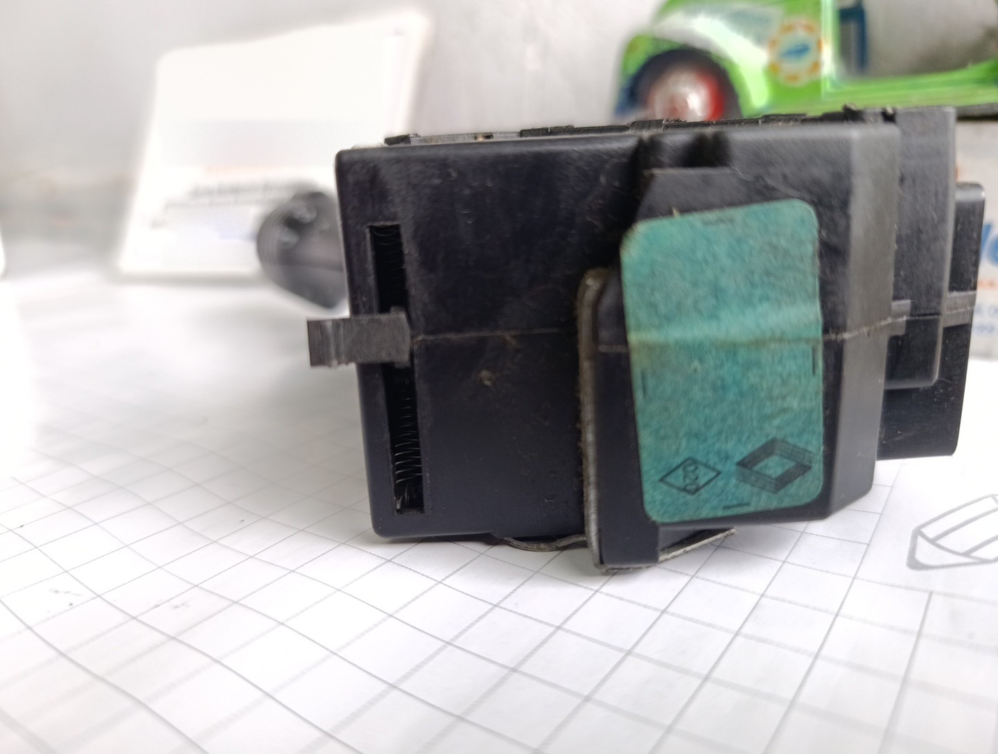 Miniatura 12