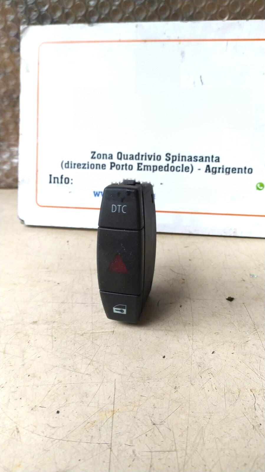 comando quattro frecce blocco porte dtc - Immagine 1 di 4