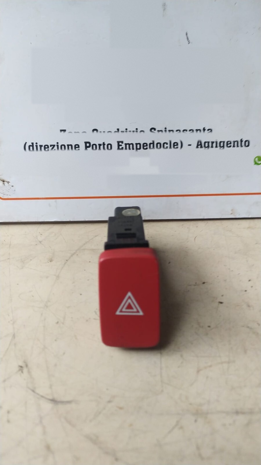 Interruttore Luci Emergenza (Hyundai) 864W0140 Usato