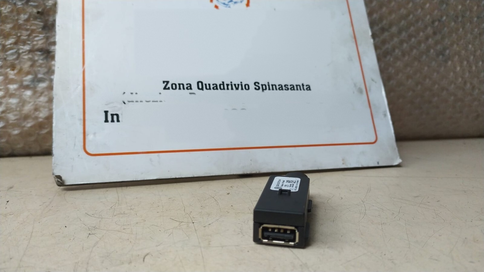 console porta USB / AUX - Immagine 1 di 3