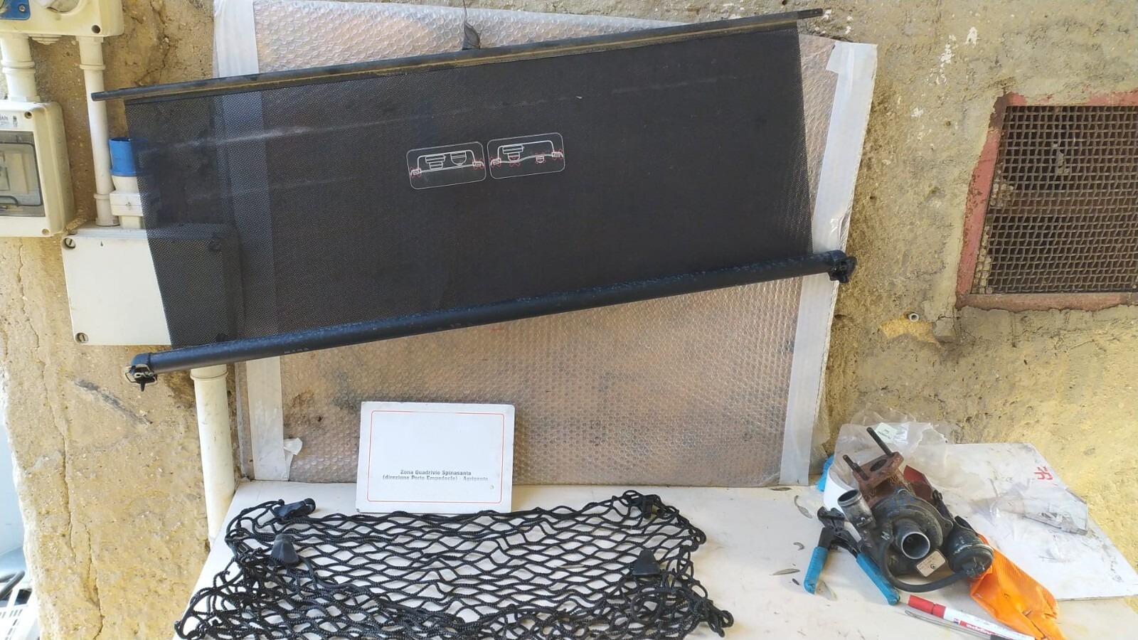 Tendalino copertura vano bagagli - Immagine 1 di 3