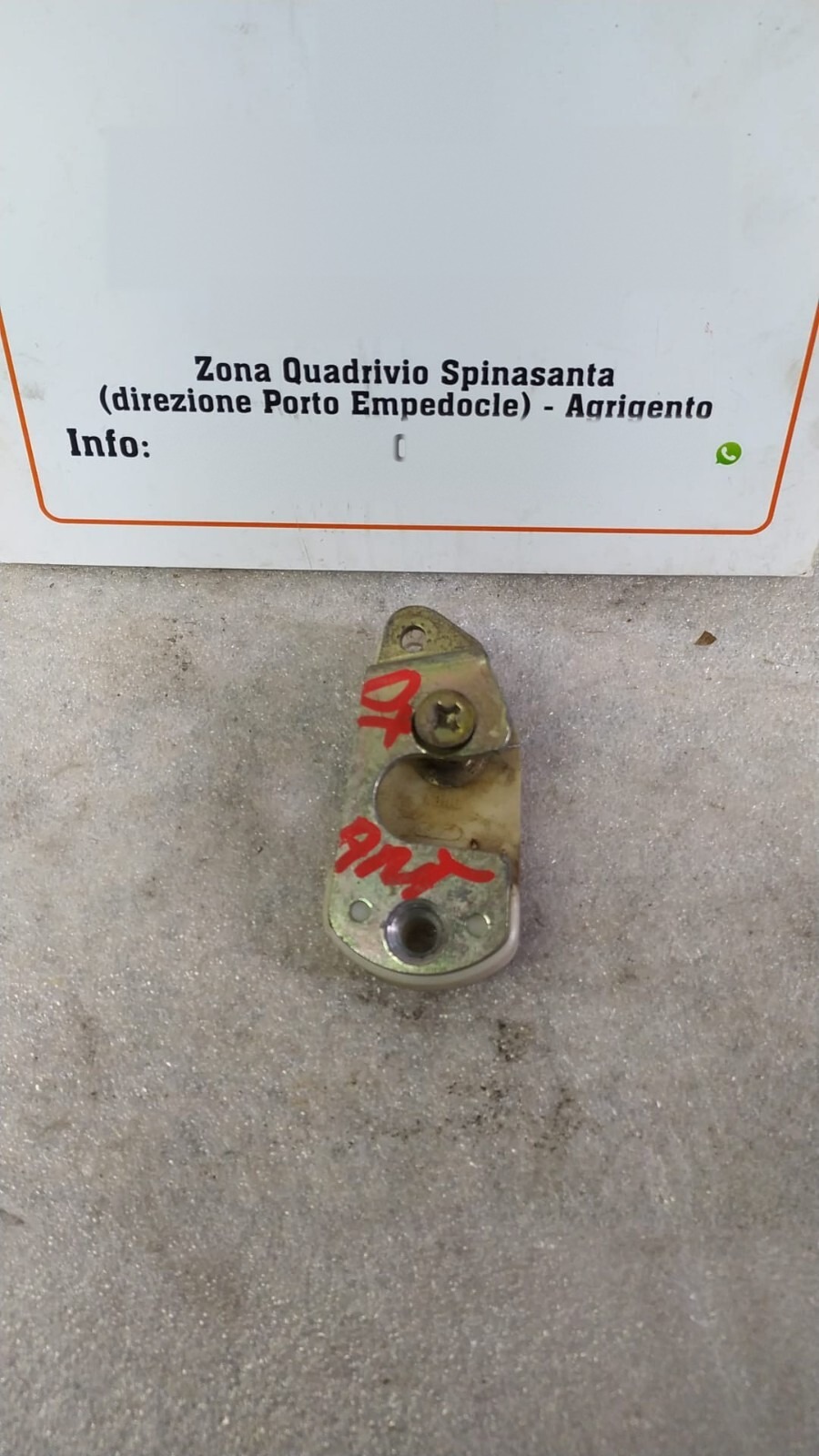 gancio serratura porta anteriore posteriore destro - Immagine 1 di 2