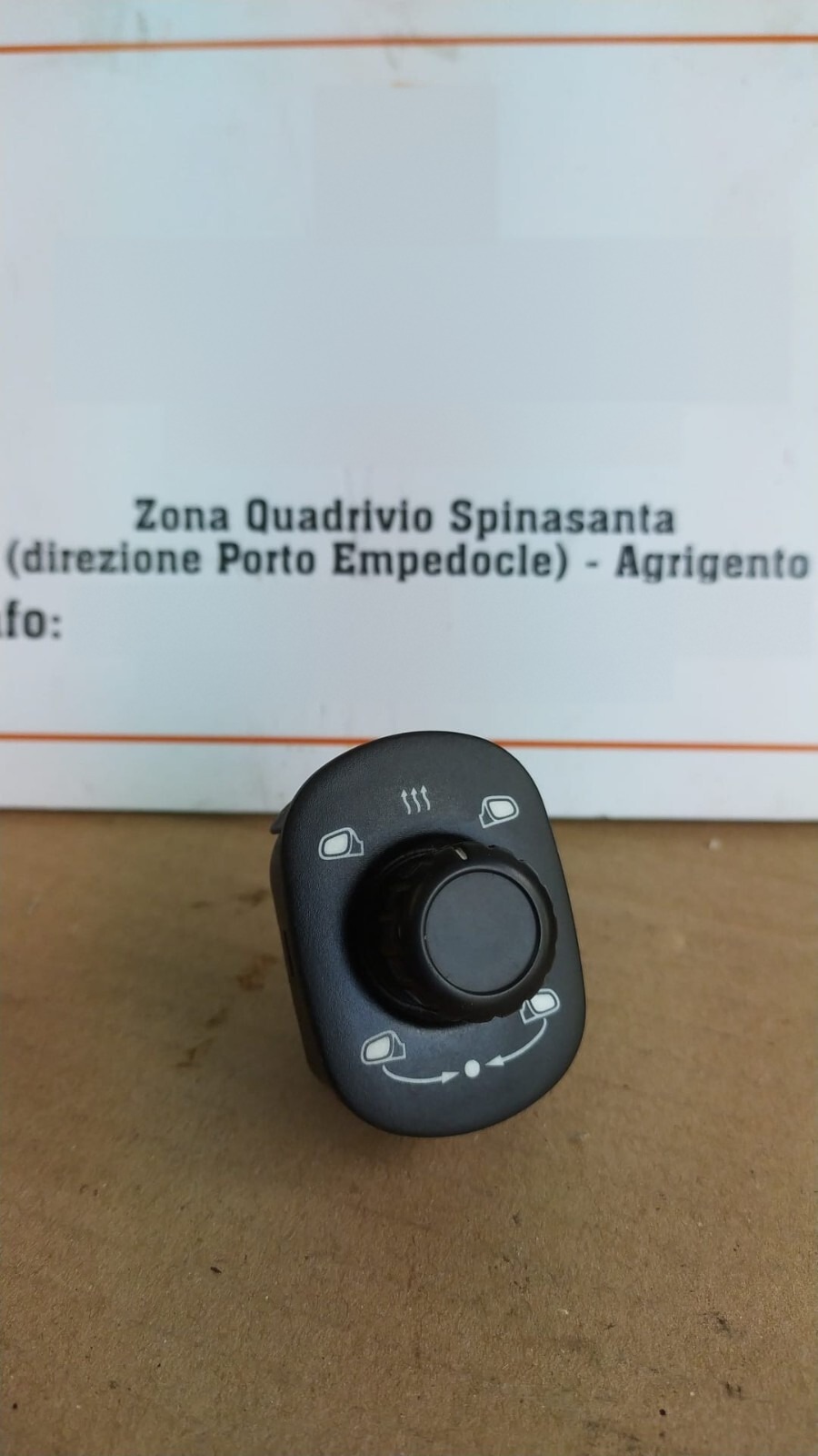 blocco comando pulsante regolazione specchietti - Immagine 1 di 5