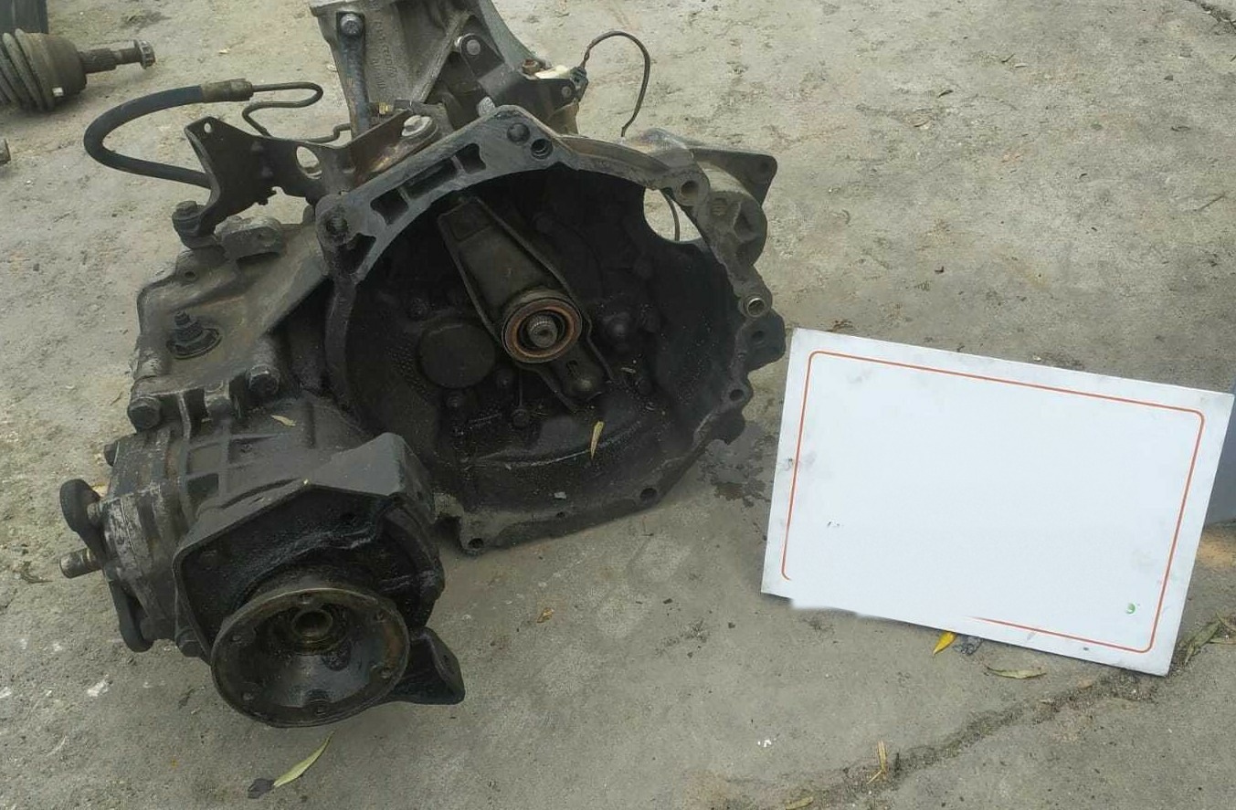 scatola cambio cambio manuale - Immagine 1 di 6
