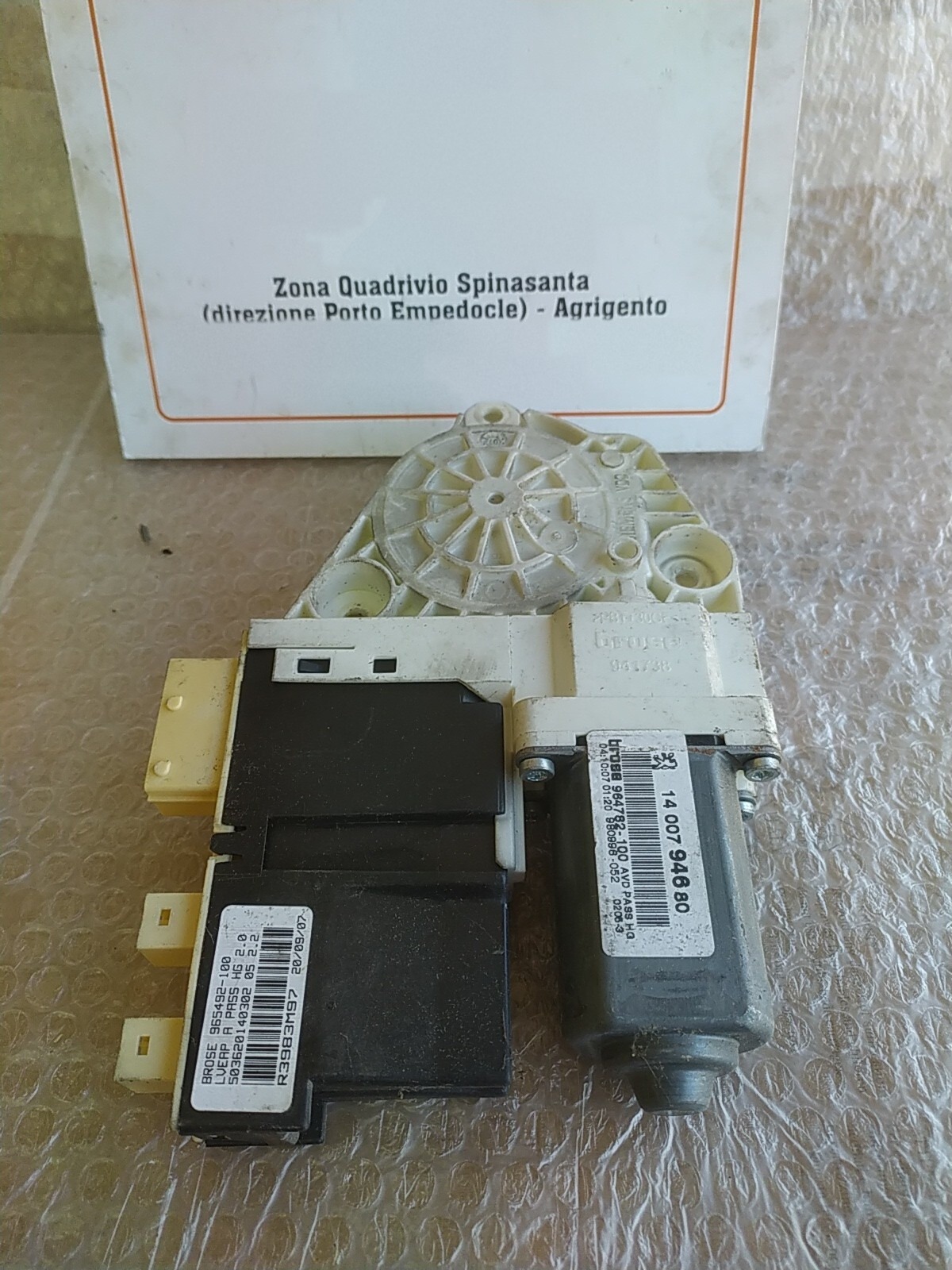 Motorino alzacristallo porta ant. Destro - Immagine 1 di 4