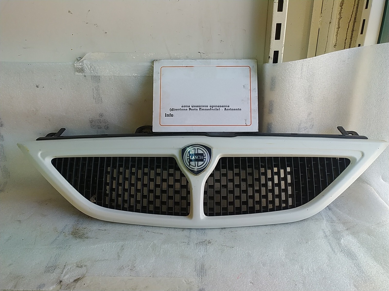 Griglia Paraurti Ant. (Lancia) 86227ZCP Usato