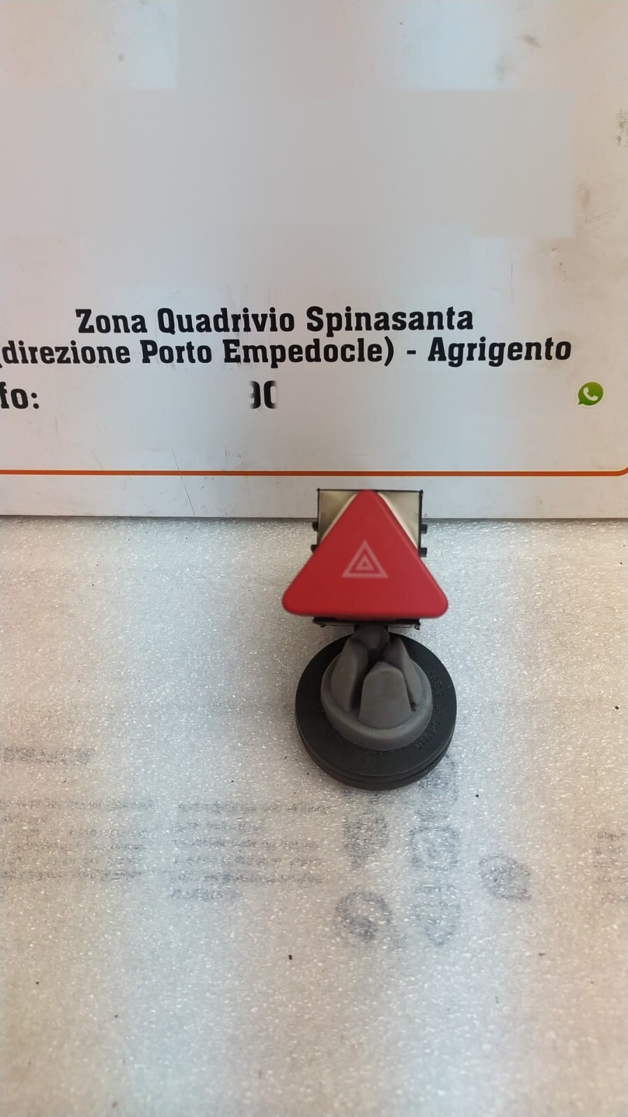 Interruttore luci emergenza - Immagine 1 di 4