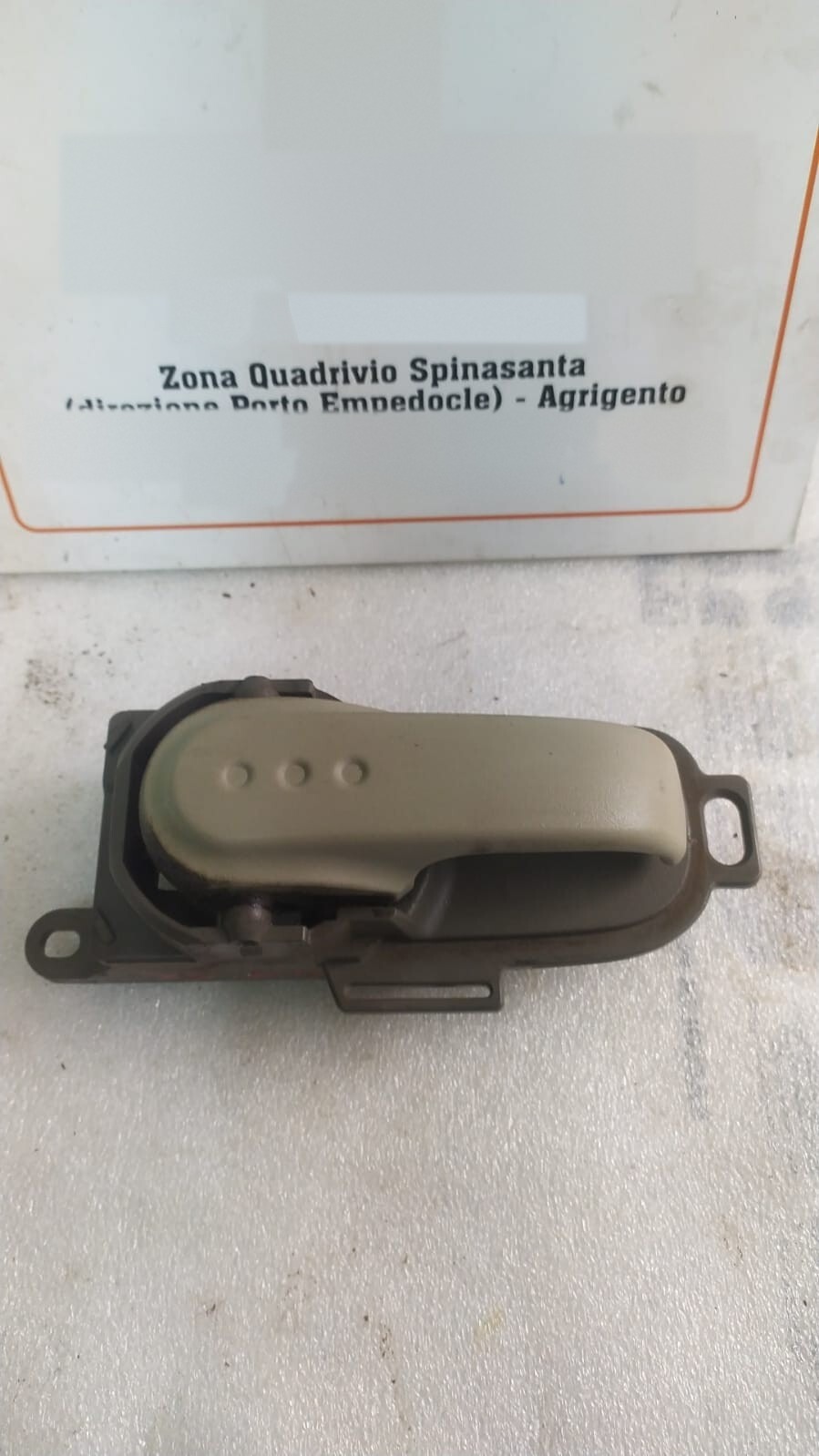 maniglia interna anteriore sinistro - Immagine 1 di 4