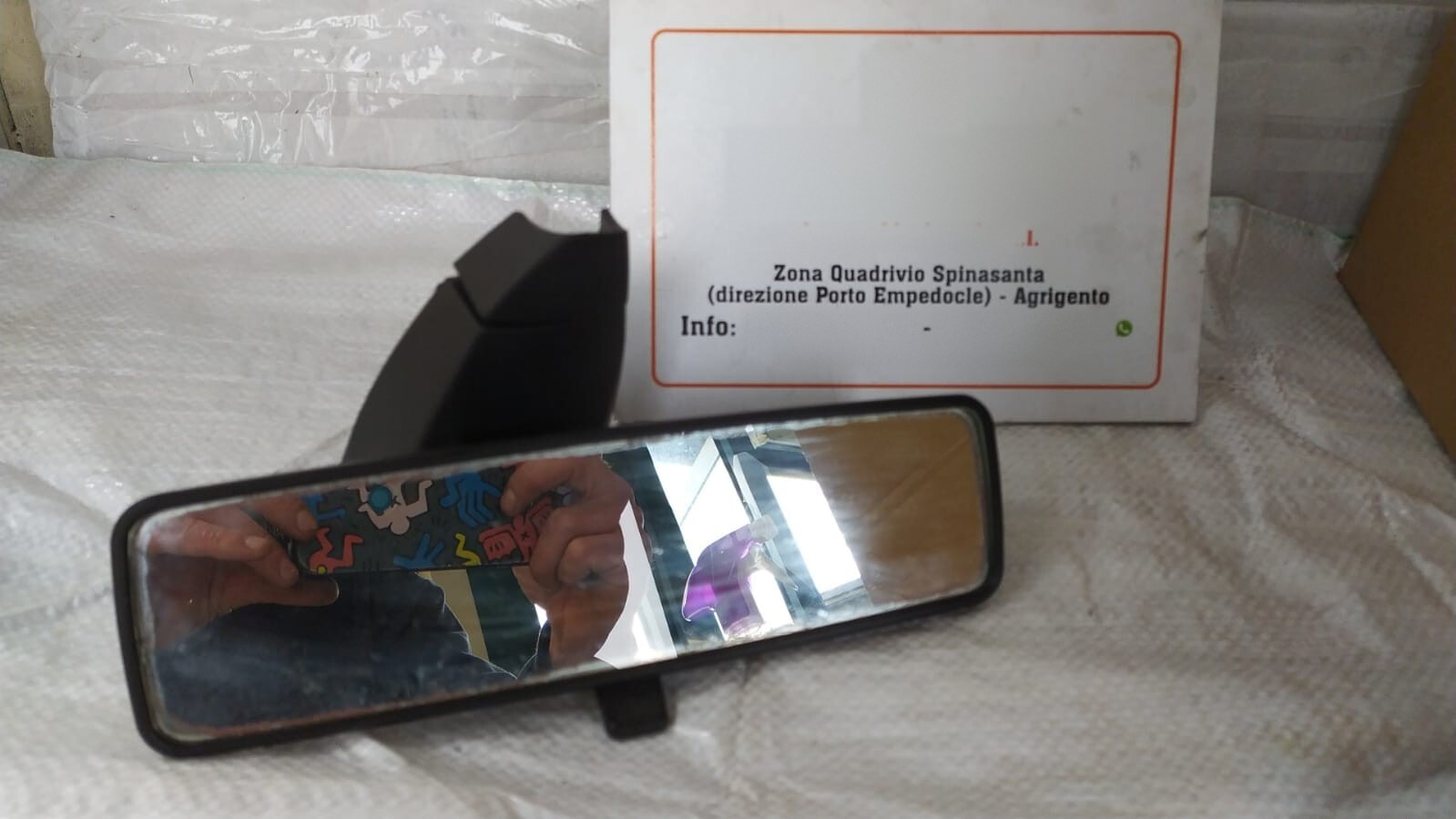 Retrovisore interno - Immagine 1 di 3